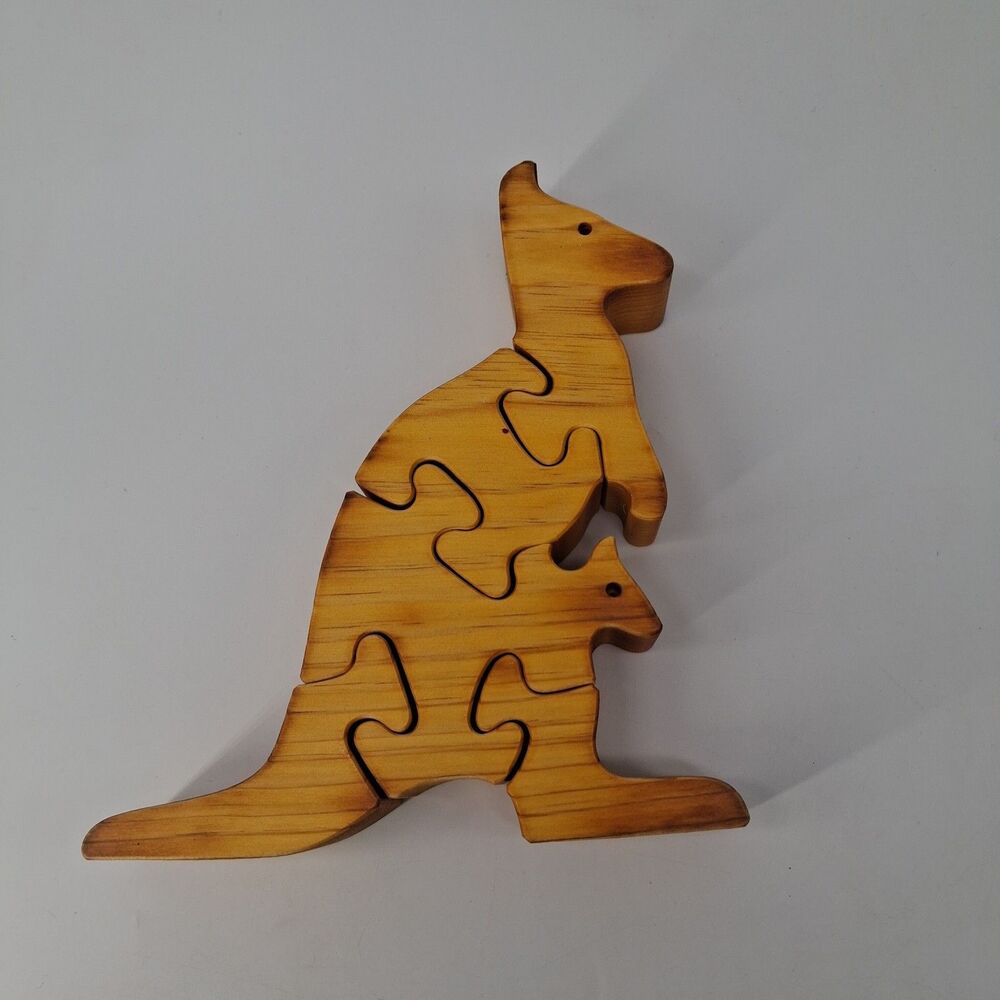 Tarata Wooden Puzzle Kangaroo 3D Standing New Zealand Pine